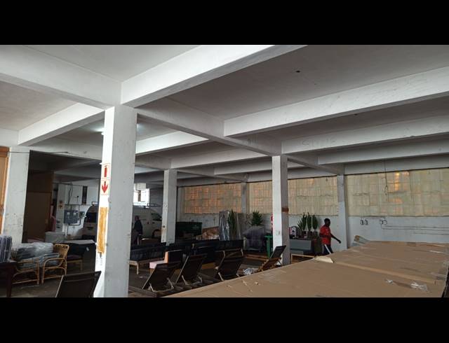800M² WAREHOUSE TO LET IN MAITLAND